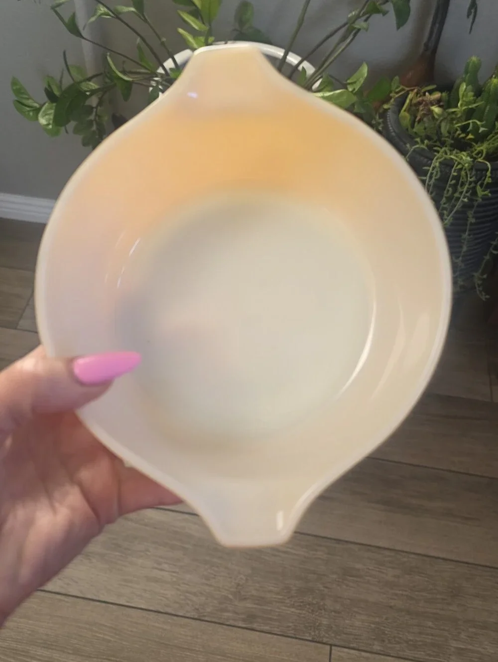 Pyrex Yellow 💛 🦋 Butterfly Pattern Casserole with Clear Lid